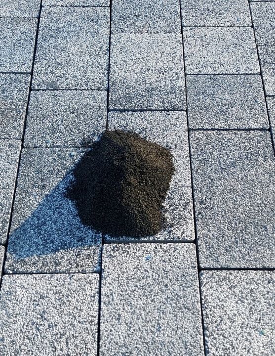 Mączka bazaltowa do zasypki kostki grafit piasek czarny bazalt 0-2mm