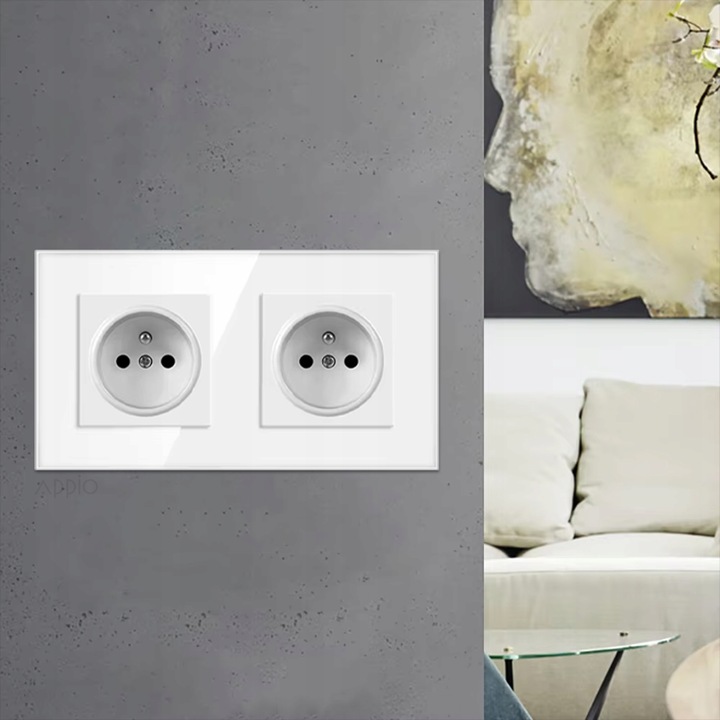 Kontakt BIAŁE GNIAZDKO ELEKTRYCZNE 2 z bolcem podwójne FI60 RAMKA SZKLANA