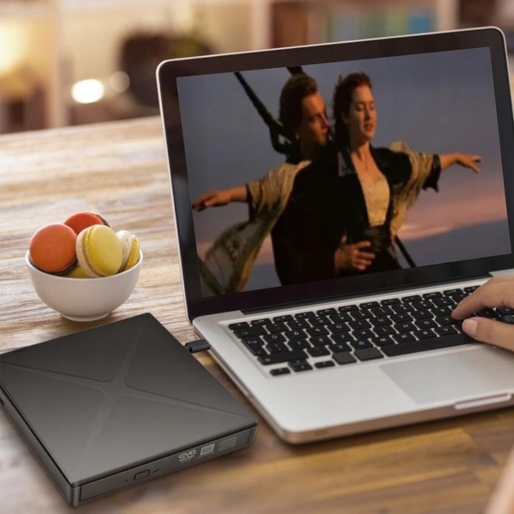 PRZENOŚNY NAPĘD ZEWNĘTRZNY CD DVD NAGRYWARKA DVD USB CZARNY CZYTNIK KART SD