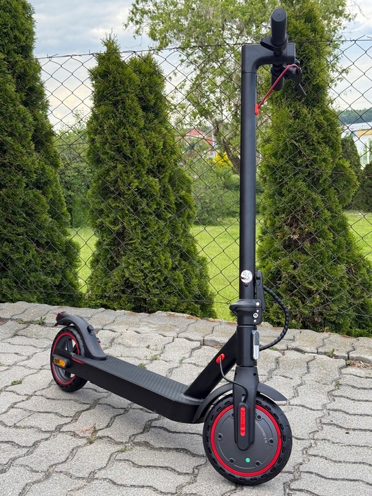 HULAJNOGA ELEKTRYCZNA T9 PRO DUŻY ZASIĘG LEKKA I MOCNA 350W BATERIA