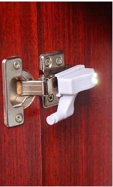 10x LAMPKA LED DO SZAFKI NA ZAWIAS DRZWI + BATERIA