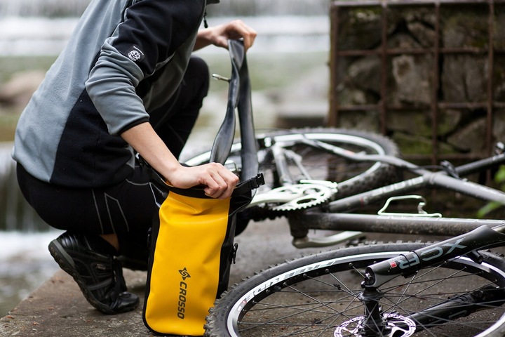 Błękitny Mini Bag Crosso / 2 l