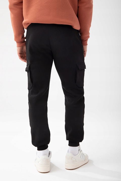 Czarne spodnie męskie BASIC PANTS CARGO 150 T BLACK rozmiar M