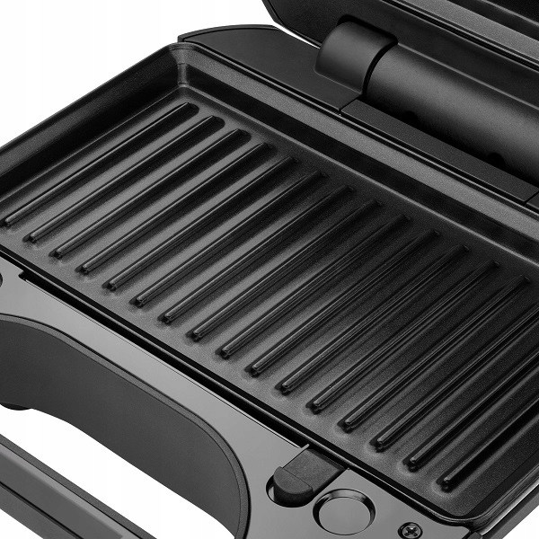 Opiekacz Amica SMK 4021 750 W czarny