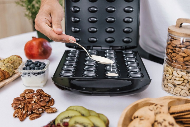 Opiekacz Do Orzeszków Ciastek Forma Nieprzywierająca Powłoka 24 SZT