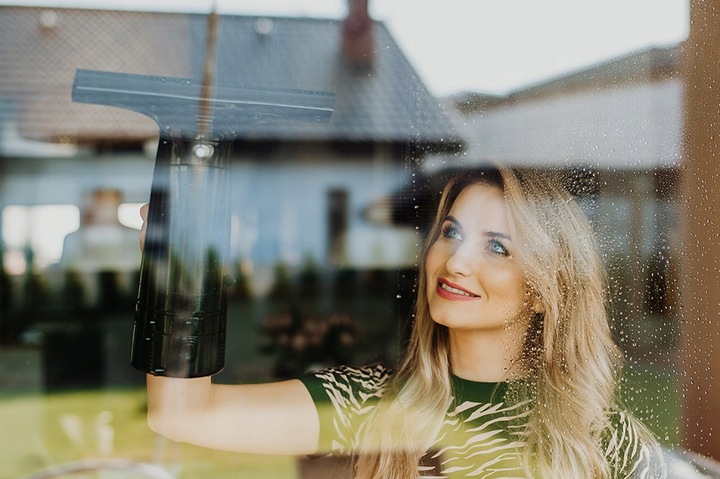 MYJKA DO OKIEN SZYB LUSTER BLATÓW AKUMULATOROWA POZIOME MYCIE