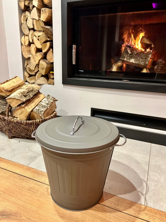 Wiadro kubeł pojemnik na popiół do kominka szary metalowy