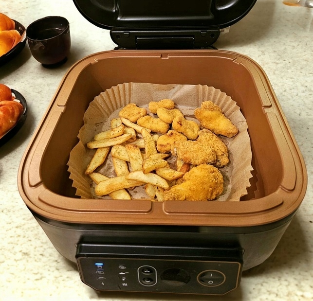 300x PAPIER DO PIECZNENIA WKŁADY AIRFRYER DO FRYTKOWNICY POWIETRZ 20x20 cm