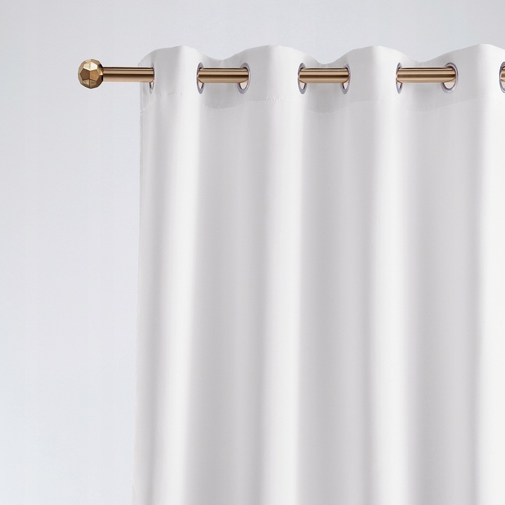 Zasłony gotowe do salonu zaciemniające na przelotkach Laurel 140X250 Kolory