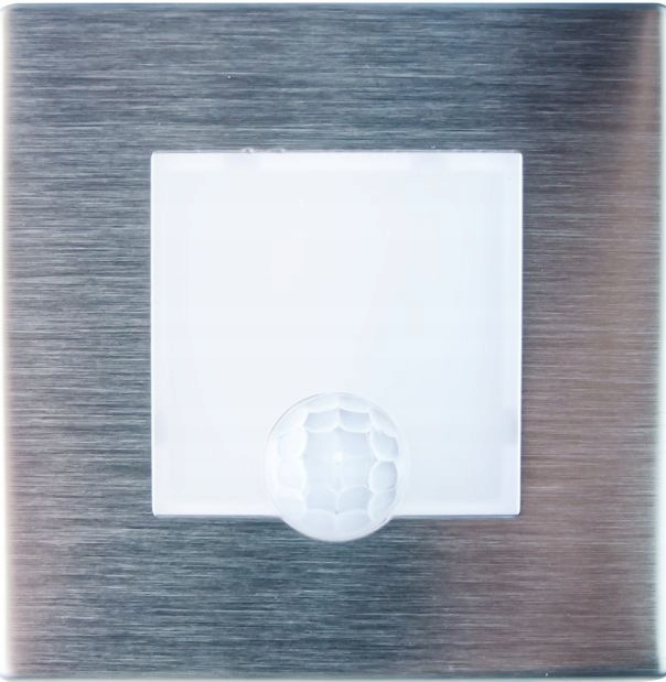 Lampka schodowa LED z czujnikiem ruchu 230V