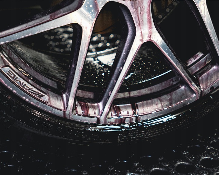 Krwawiąca Felga Środek Płyn Do Czyszczenia Mycia Felg ADBL Vampire Liquid