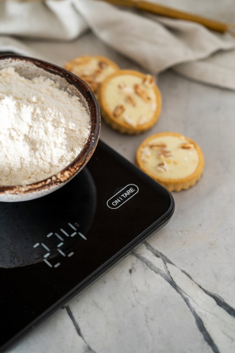 AKUMULATOROWA WAGA KUCHENNA DOTYKOWA LED USB 10KG