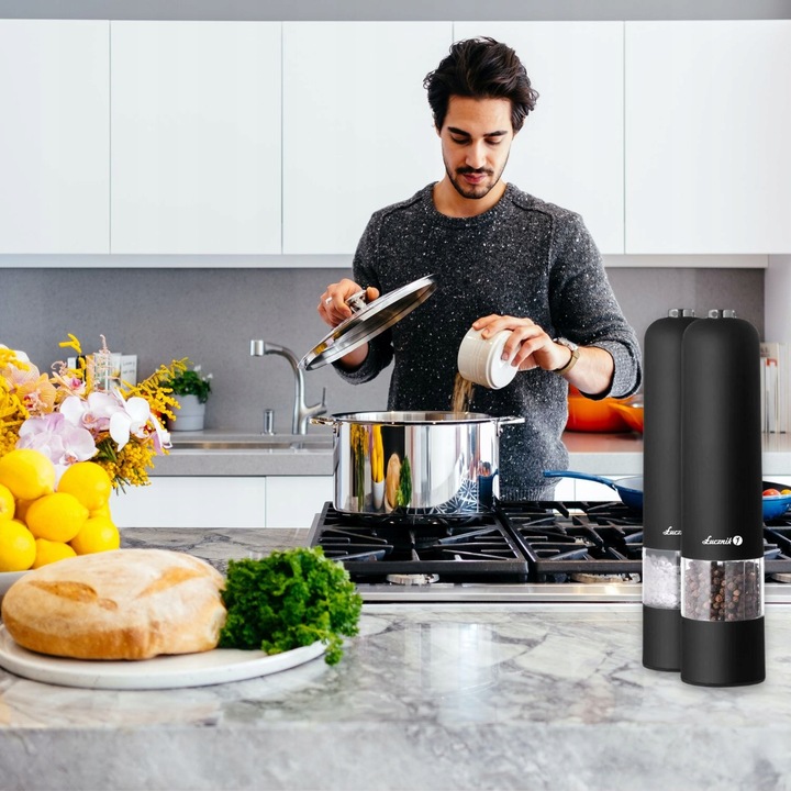 Elektryczny młynek do soli pieprzu przypraw z regulacją zestaw 2 szt.