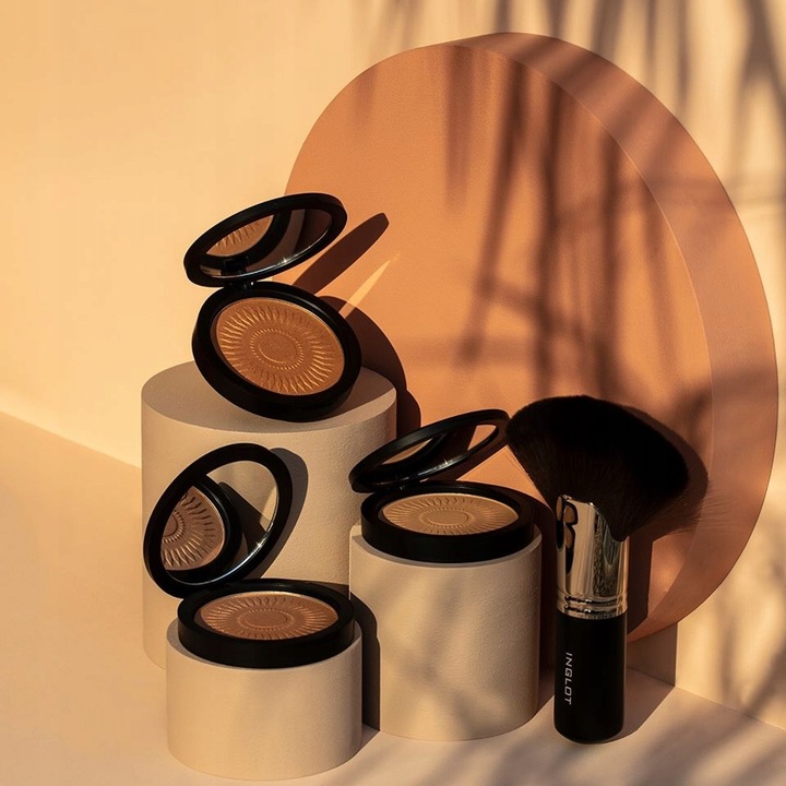 Bronzer INGLOT do twarzy Always the Sun Matte 605