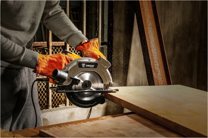 PIŁA TARCZOWA PRZECINARKA PILARKA RĘCZNA DO DREWNA 1600W TARCZA 185MM