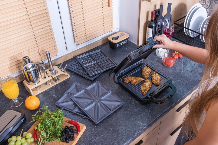 OPIEKACZ GOFROWNICA TOSTER DO KANAPEK GRILL WYMIENNE WKŁADY 3w1 MOC