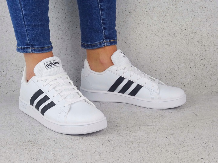 ADIDAS GRAND COURT EF0103 BUTY DZIECIĘCE TRAMPKI TENISÓWKI BIAŁE