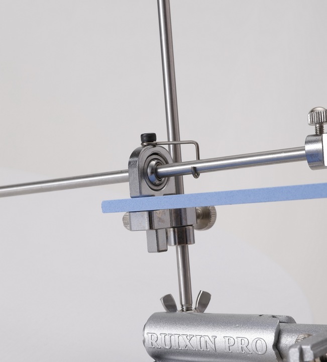 PROFESJONALNA OSTRZAŁKA NOŻY OSEŁKA Ruixin RX009