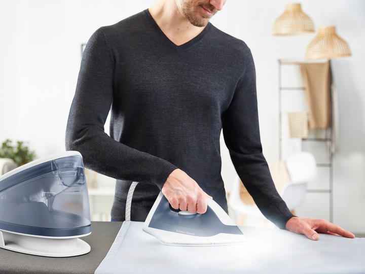 Generator pary stacja parowa TEFAL SV4110 5bar 2200W 190g/min