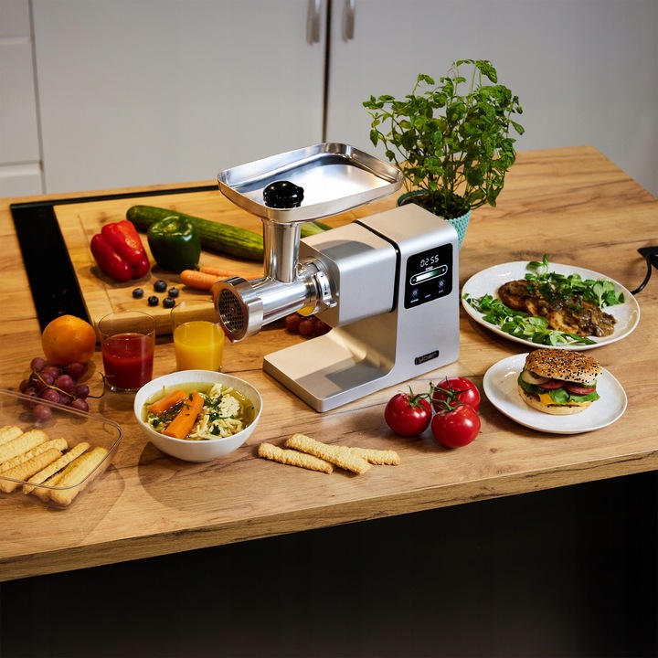 Maszynka do mięsa 7w1 Metalowa 4kg/min Yoer 2500W +Szatkownica+37