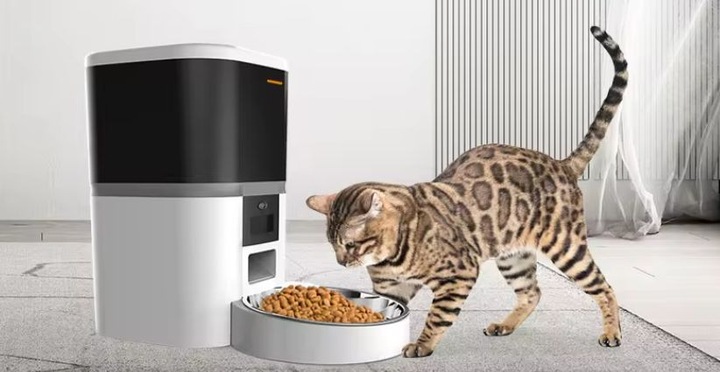 AUTOMATYCZNY PODAJNIK 6L Z KAMERĄ HD1080p Wi-Fi DOZOWNIK KARMY DLA PSA KOTA