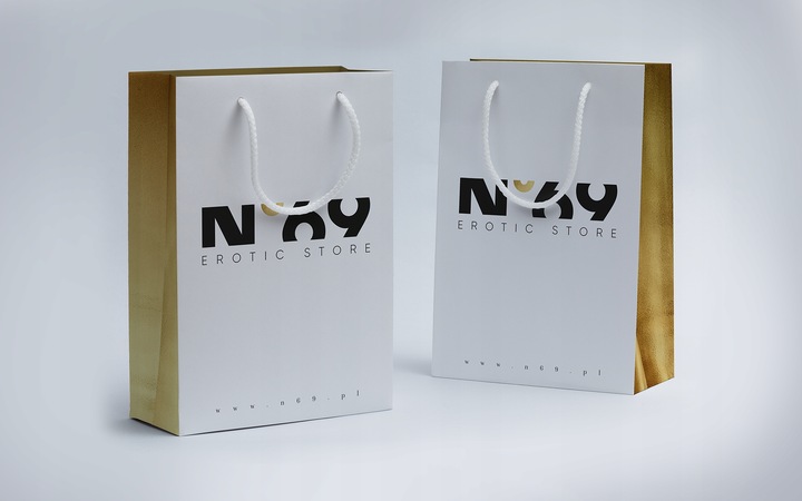 N69 korek analny silikonowy S czarny kryształek