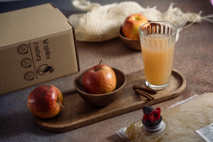 4X SOK JABŁKOWY SŁODKI 5L 100% TŁOCZONY Z JABŁEK SOKI NATURALNE BEZ CUKRU