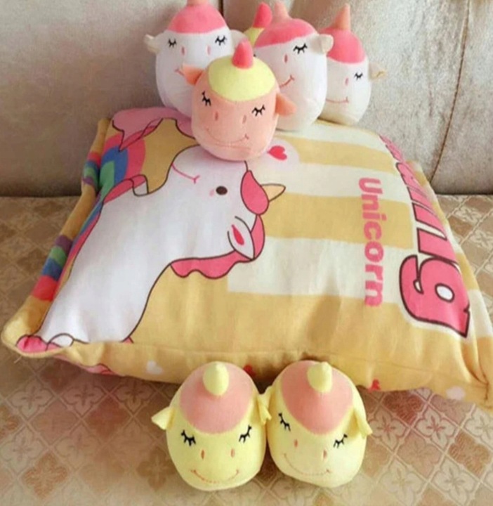 PODUSZKA PUDDING Z MASKOTKAMI DO RZUCANIA WZORY