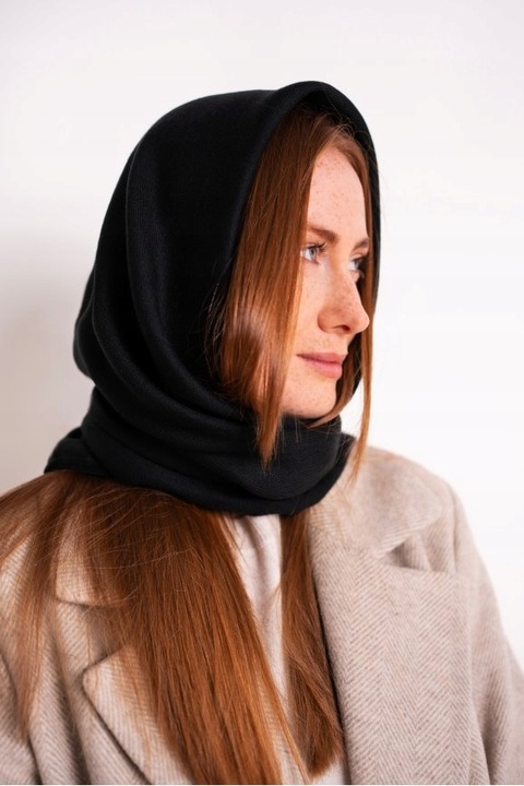 Elegancka chusta Black Simplicity - modna, uniwersalna, klasyk Czarny