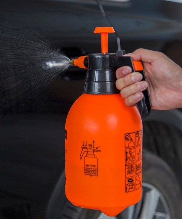 OPRYSKIWACZ CIŚNIENIOWY 2L SPRYSKIWACZ RĘCZNY