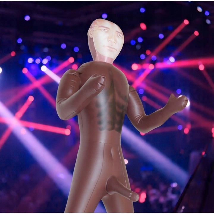 DMUCHANA LALKA FACET murzyn pompowana Z DUŻYM PENISEM WIECZÓR PANIEŃSKI 18