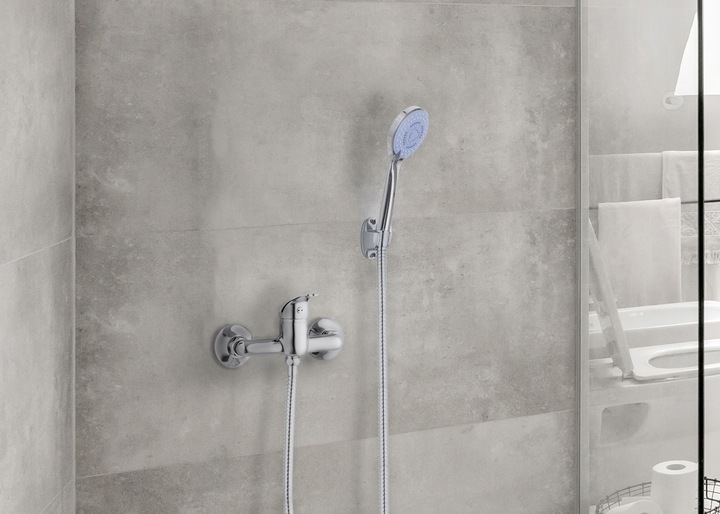 Bateria prysznicowa ścienna srebran jednouchwytowa ze słuchawką i