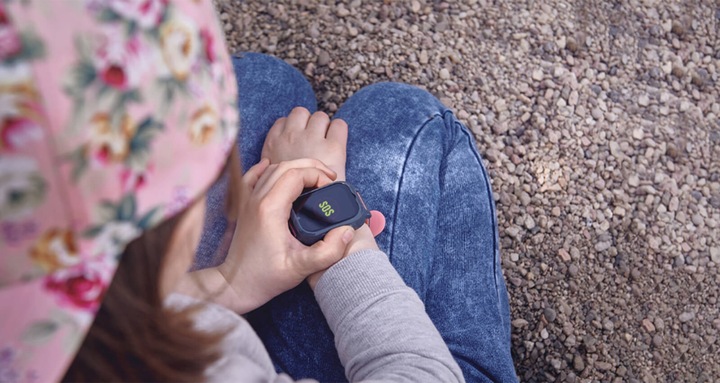 Smartwatch ZEGAREK dla dzieci Forever GPS WiFi 4 Kids Look Me KW-510