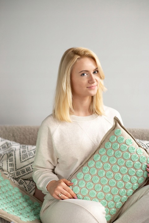 MATA DO AKUPRESURY Z KOLCAMI + PODUSZKA + TORBA