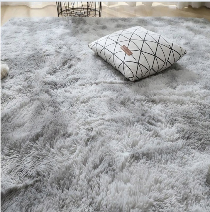 Pluszowy Dywan Shaggy Puszysty Do Salonu Miękki 140x200 Prostokąt
