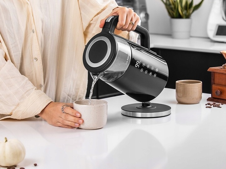 CZAJNIK ELEKTRYCZNY BEZPRZEWODOWY 1,7l 2200W SZKLANY REGULACJA