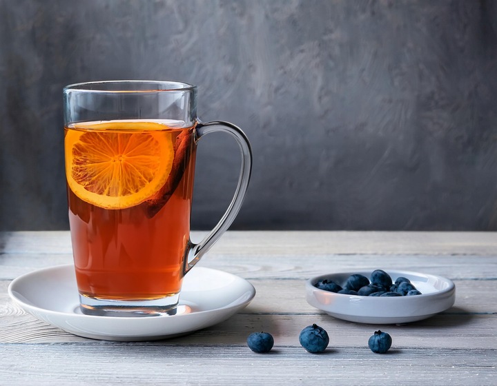 Kubek Alex 400ml ze spodkiem i wieczkiem duży do parzenia herbaty