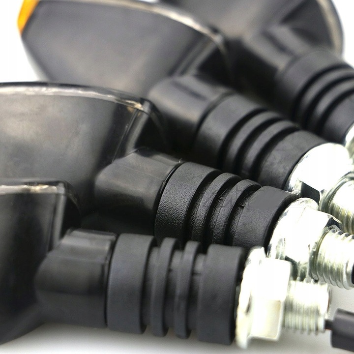 Kierunkowskazy motocyklowe czarne dymione LED
