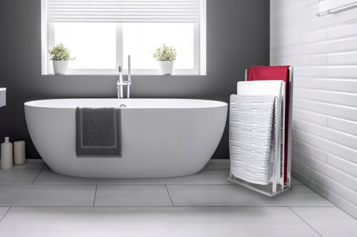 Stojak wieszak łazienkowy na ręczniki chrom stojący 3 ramienny YOKA