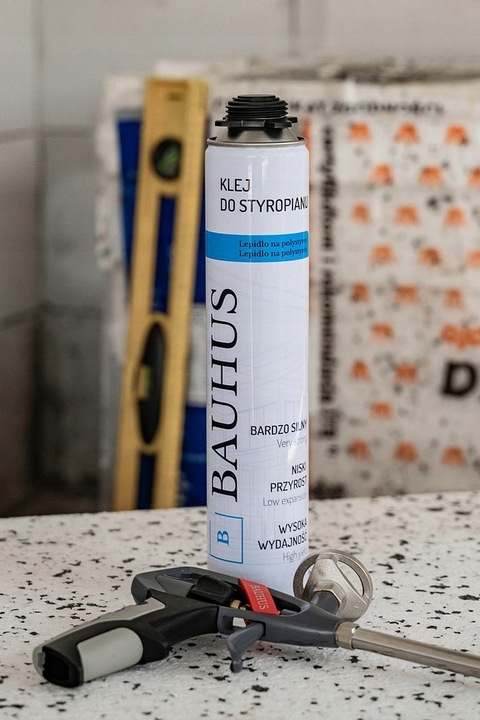 BAUHUS KLEJ DO STYROPIANU EPS i XPS 710 ml