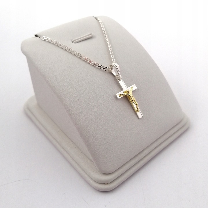 SREBRNY NASZYJNIK NA KOMUNIĘ DLA CHŁOPCA BISMARK PR. 925 + GRAWER GRATIS