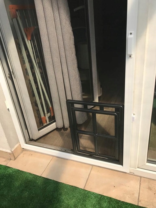 DRZWICZKI moskitiery dla kota i psa