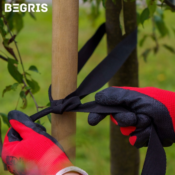 TAŚMA DO MOCOWANIA ROŚLIN DRZEW KRZEWÓW BARDZO MOCNA 32mm DŁUGA 50M