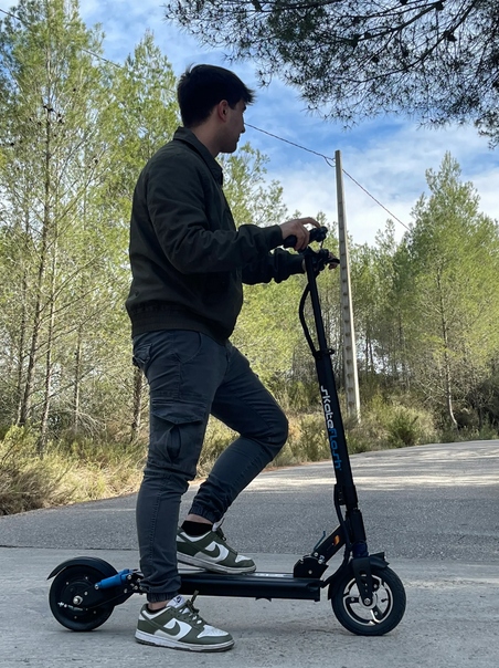 Hulajnoga elektryczna skate flash echo 350w zasięg do 40km mocna bateria