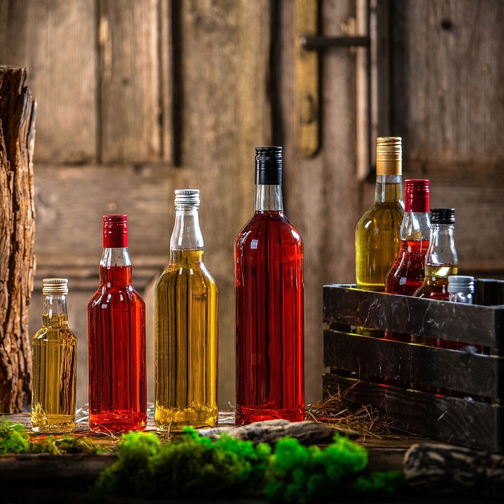 10 SZT BUTELKI MONOPOLOWE 500ML 0,5L Z ZAKRĘTKĄ NA BIMBER WÓDKĘ NALEWKI SOK