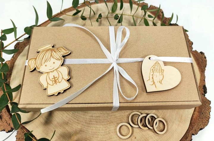 Pamiątka Pierwsza Komunia Święta kartka pudełko P1