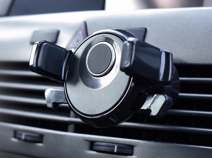 UCHWYT DO KRATKI NAWIEWU DO SLOTU CD NA TELEFON SMARTFON DO AUTA WEBSKI