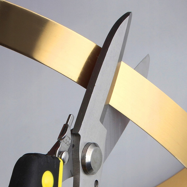 Listwa Dekoracyjna SAMOPRZYLEPNA Złota POŁYSK Taśma Ozdobna 2cm x 2,44m