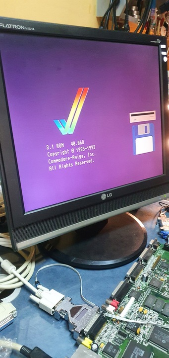 AMIGA do VGA DB23 Adapter RGB Video Monitor
