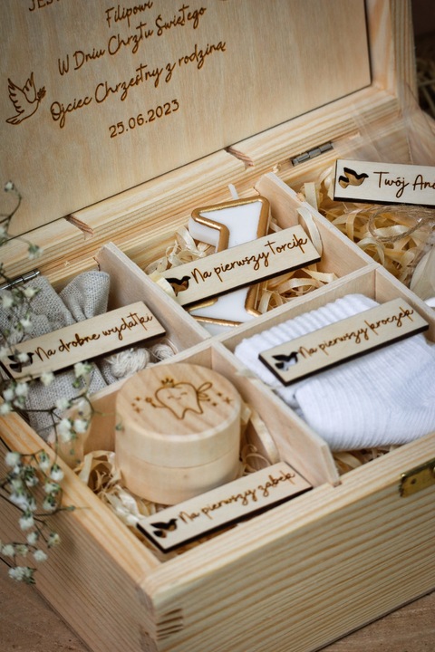 Pamiątka Chrztu Świętego Pudełko GOTOWY PREZENT NA CHRZEST PREMIUM Grawer